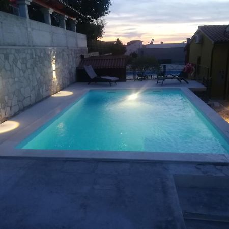 Kamenjak Volme, Cousy House With Pool Banjole Luaran gambar